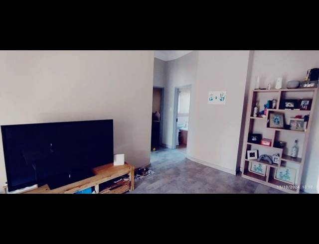 2 BEDROOM TOWNHOUSE FOR SALE IN HIGHVELD